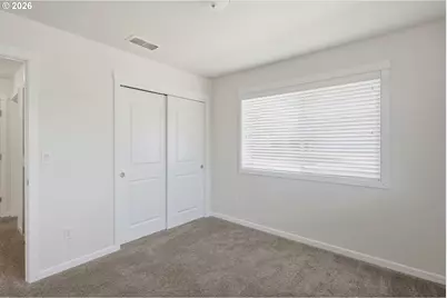 101 SE Yorktown Dr, Grants Pass, OR 97527 - Photo 19