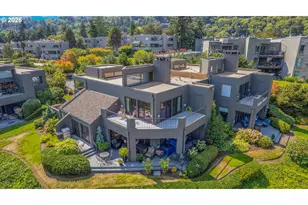 5672 S Riverpoint Ln, Portland, OR 97239 - Photo 3