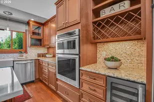 5672 S Riverpoint Ln, Portland, OR 97239 - Photo 15