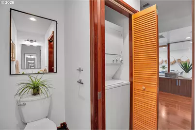 5672 S Riverpoint Ln, Portland, OR 97239 - Photo 41