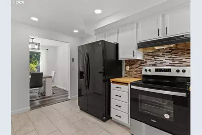 205 NW Loan Pl, Vancouver, WA 98665 - Photo 23
