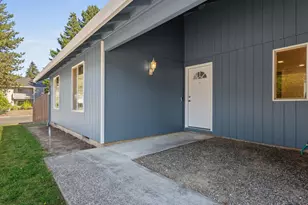 205 NW Loan Pl, Vancouver, WA 98665 - Photo 5