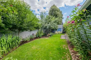 5746 Flairstone Dr, Salem, OR 97306 - Photo 25