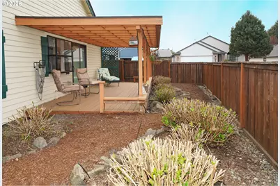 15603 NE Tillamook St, Portland, OR 97230 - Photo 5