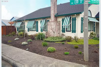 15603 NE Tillamook St, Portland, OR 97230 - Photo 3