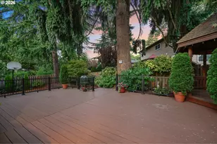 7860 SW Barnard Dr, Beaverton, OR 97007 - Photo 11