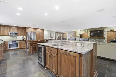 7860 SW Barnard Dr, Beaverton, OR 97007 - Photo 13