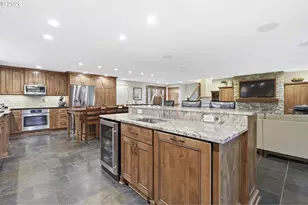 7860 SW Barnard Dr, Beaverton, OR 97007 - Photo 13