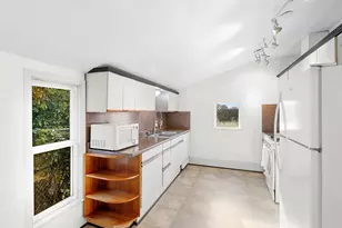 7028 N Saint Louis Ave, Portland, OR 97203 - Photo 7