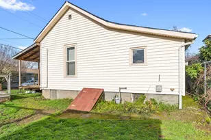 7028 N Saint Louis Ave, Portland, OR 97203 - Photo 31