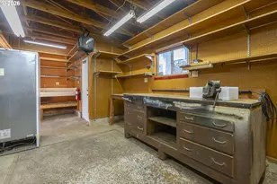 10047 SW 25th Ave, Portland, OR 97219 - Photo 37