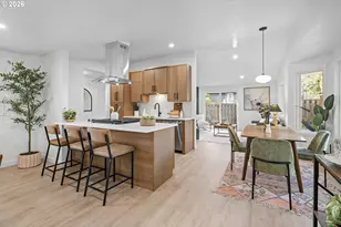 10047 SW 25th Ave, Portland, OR 97219 - Photo 11