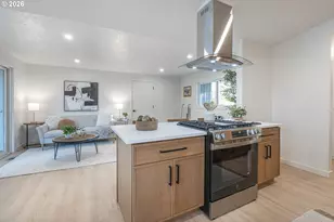 10047 SW 25th Ave, Portland, OR 97219 - Photo 19