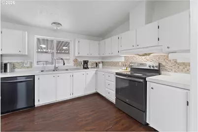 5200 SE 132nd Ave, Portland, OR 97236 - Photo 15