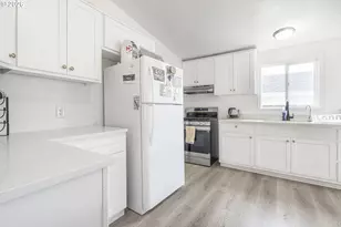 5032 Copper Creek Loop, Salem, OR 97305 - Photo 9