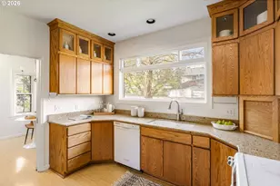 3365 NE Alameda St, Portland, OR 97212 - Photo 19