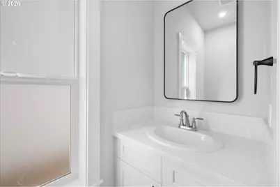8778 N Newman Ave, Portland, OR 97203 - Photo 15