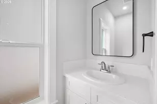 8778 N Newman Ave, Portland, OR 97203 - Photo 15