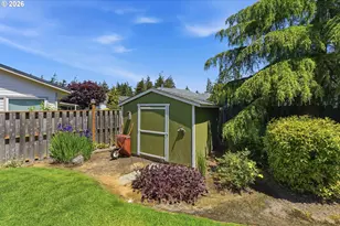 2707 Alder Ridge Dr, North Bend, OR 97459 - Photo 41