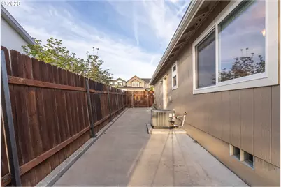 1621 SW 2nd St, Pendleton, OR 97801 - Photo 15