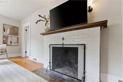 2307 NE Ainsworth St, Portland, OR 97211 - Photo 7