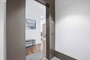 311 NW 12th Ave, Portland, OR 97209 - Photo 11