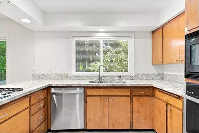 14470 SW Arabian Dr, Beaverton, OR 97008 - Photo 19