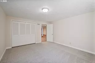 1327 18th Ave, Longview, WA 98632 - Photo 27