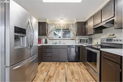 20070 SW Blanton St, Beaverton, OR 97078 - Photo 9