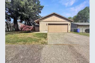 18513 SE Stephens St, Portland, OR 97233 - Photo 1