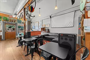 3039 SE Stark St, Portland, OR 97214 - Photo 11