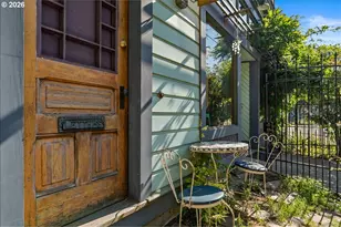 3039 SE Stark St, Portland, OR 97214 - Photo 11