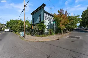 3039 SE Stark St, Portland, OR 97214 - Photo 3