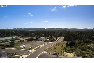 5262 Nopal St, Florence, OR 97439 - Photo 37