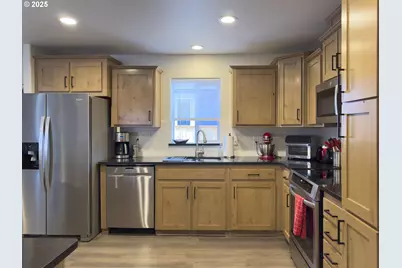 5262 Nopal St, Florence, OR 97439 - Photo 11