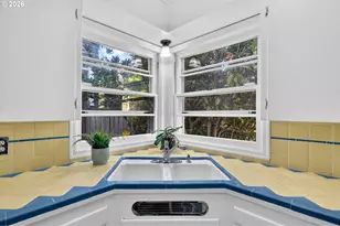 4116 NE Hazelfern Pl, Portland, OR 97232 - Photo 13