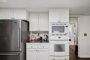 599 Wimbledon Ct, Eugene, OR 97401 - Photo 13