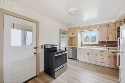 139 S 15th St, Cottage Grove, OR 97424 - Photo 23