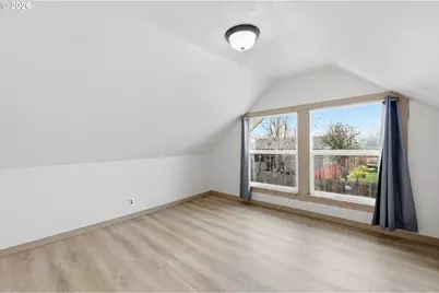 139 S 15th St, Cottage Grove, OR 97424 - Photo 31