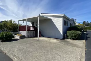 98042 W Benham Ln, Brookings, OR 97415 - Photo 7