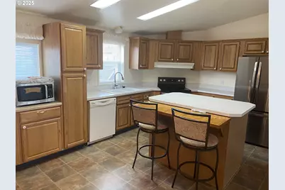 98042 W Benham Ln #15, Brookings, OR 97415 - Photo 17