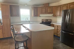 98042 W Benham Ln, Brookings, OR 97415 - Photo 17