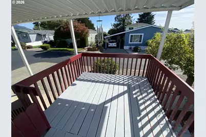 98042 W Benham Ln #15, Brookings, OR 97415 - Photo 11