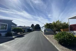 98042 W Benham Ln, Brookings, OR 97415 - Photo 33