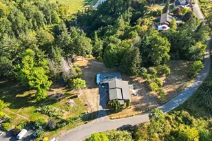 72290 Little Jack Falls Rd, Rainier, OR 97048 - Photo 7