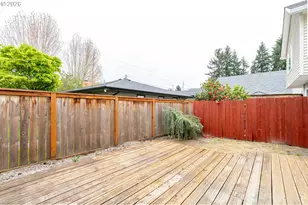 1310 N Parkside Ln, Newberg, OR 97132 - Photo 37