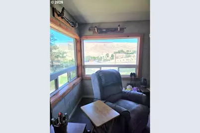 1070 Main St, Arlington, OR 97812 - Photo 5