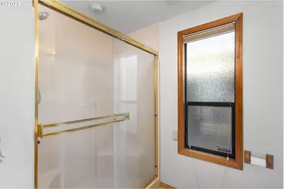 3205 SE Balboa Dr, Vancouver, WA 98683 - Photo 33