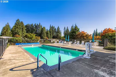 100 SW 195th Ave #104, Beaverton, OR 97006 - Photo 25