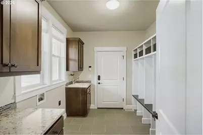 830 Shelokum Dr, Silverton, OR 97381 - Photo 7